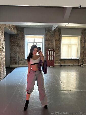 adele_e