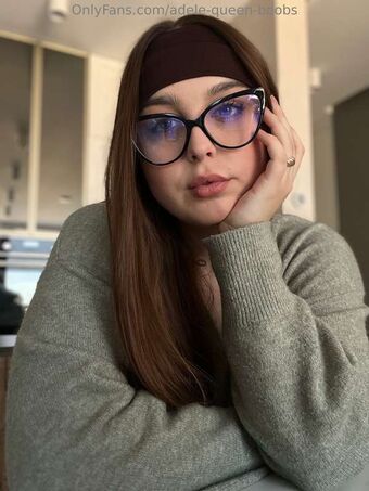 Adele-Queen Fotografii Nud Scurse OnlyFans 8