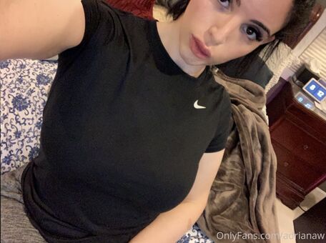 adrianaw Fotografii Nud Scurse OnlyFans 3