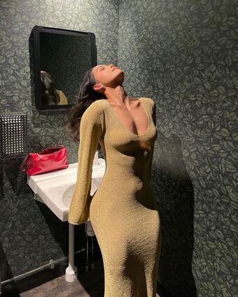 Aethyu Fotografii Nud Scurse OnlyFans 11