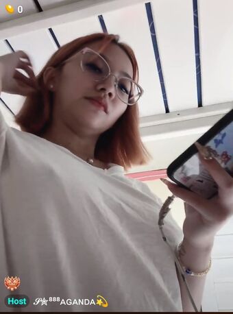 Agandaaa Fotografii Nud Scurse OnlyFans 1