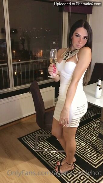 Agatha Onlyhot Fotografii Nud Scurse OnlyFans 5