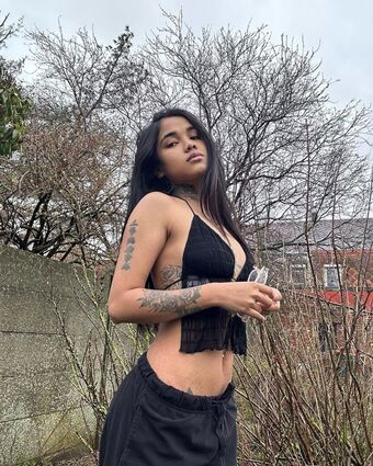 AJ Small Fotografii Nud Scurse OnlyFans 18