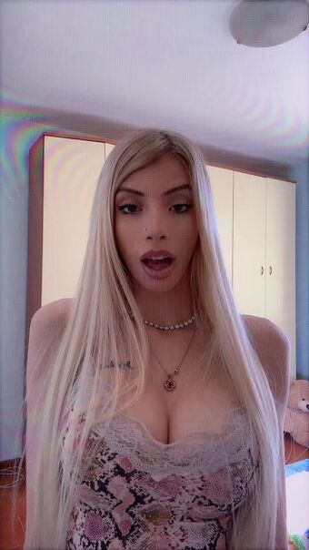 Alessia Fotografii Nud Scurse OnlyFans 20
