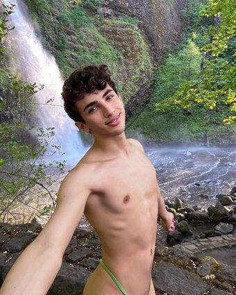 Alex Fox