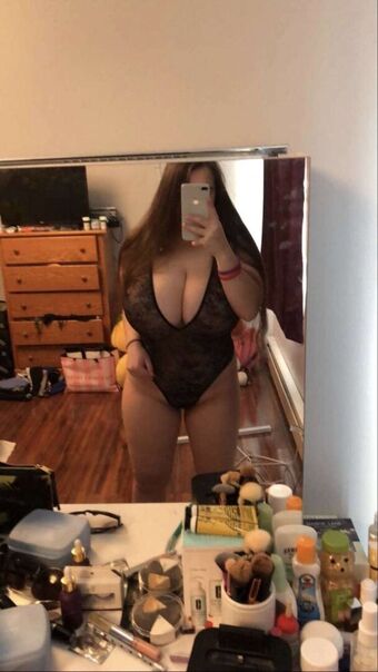 Alexa E Fotografii Nud Scurse OnlyFans 40