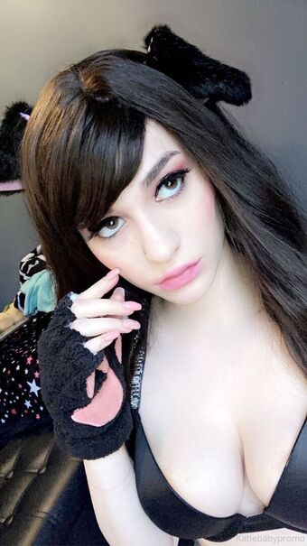 alienonearth Fotografii Nud Scurse OnlyFans 1