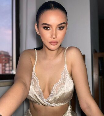 alina03m Fotografii Nud Scurse OnlyFans 12