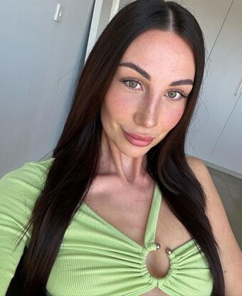 Alison Fotografii Nud Scurse OnlyFans 29