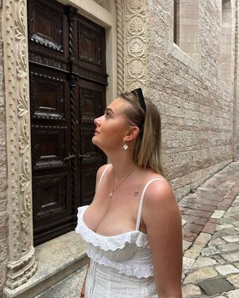 AlisonAnn Fotografii Nud Scurse OnlyFans 11