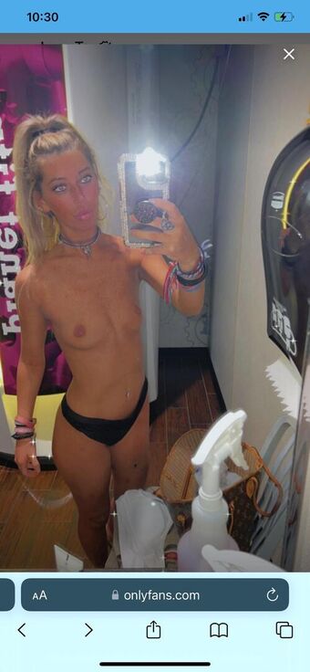 Ally Lyons Fotografii Nud Scurse OnlyFans 11