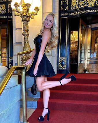 Alta Sweet Tabar Fotografii Nud Scurse OnlyFans 4