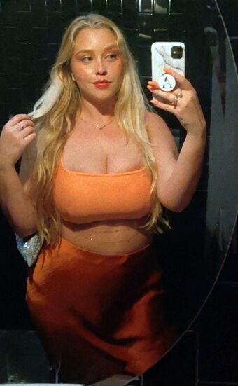 Amanda R