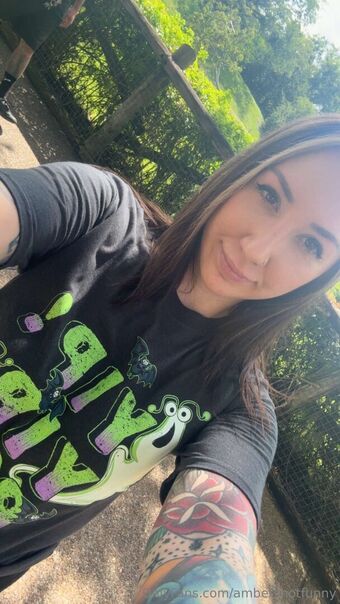 ambersnotfunny Fotografii Nud Scurse OnlyFans 23