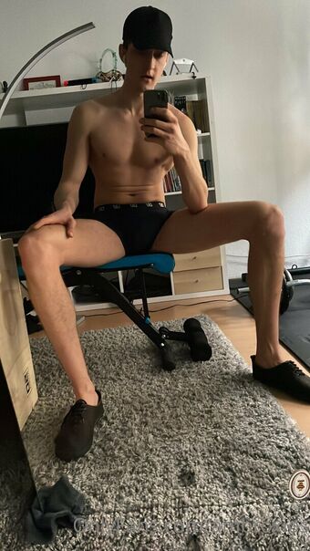 ambroxios Fotografii Nud Scurse OnlyFans 9