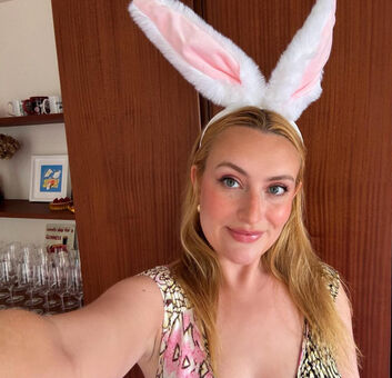 Amelia Dimoldenberg Fotografii Nud Scurse OnlyFans 305