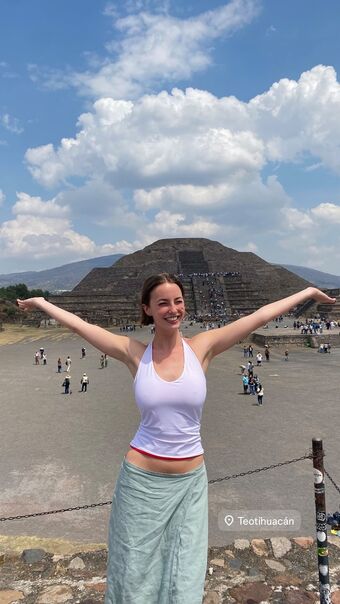 Amelie Manzoli Fotografii Nud Scurse OnlyFans 277