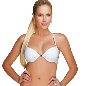 Ana Hickmann