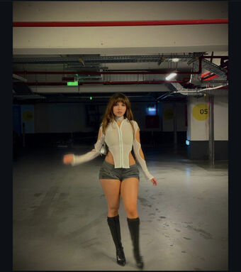 Anda Tohatan Fotografii Nud Scurse OnlyFans 16