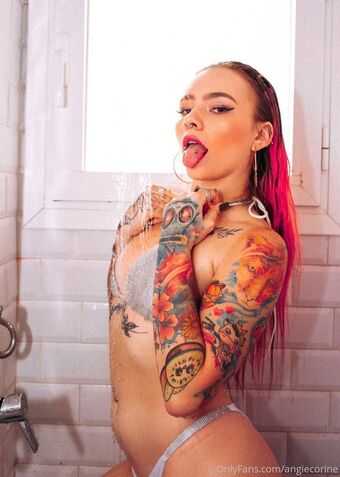 Angie Corine Fotografii Nud Scurse OnlyFans 11