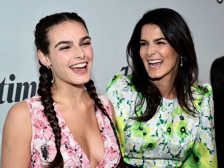 Angie Harmon