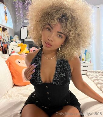 anissa808 Fotografii Nud Scurse OnlyFans 15