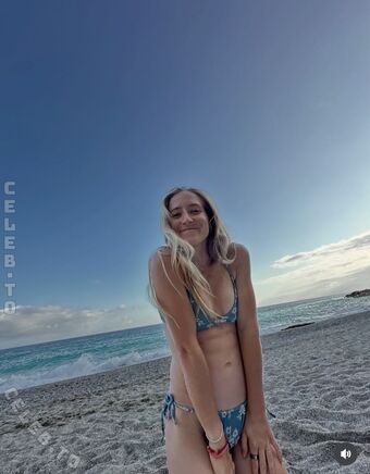 Anna Weidel Fotografii Nud Scurse OnlyFans 24
