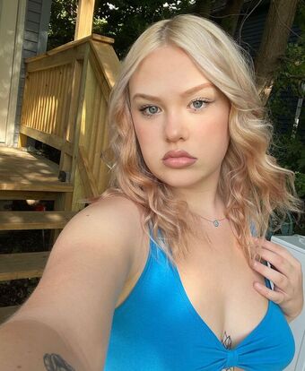 Anna Wright Fotografii Nud Scurse OnlyFans 2