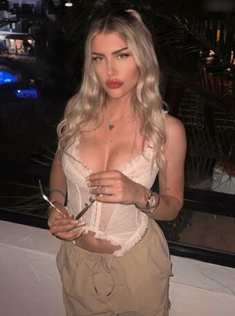 Annchenaugustine Fotografii Nud Scurse OnlyFans 19