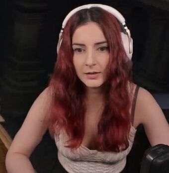 AnnieFuchsia