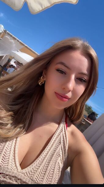 Areliann Fotografii Nud Scurse OnlyFans 45