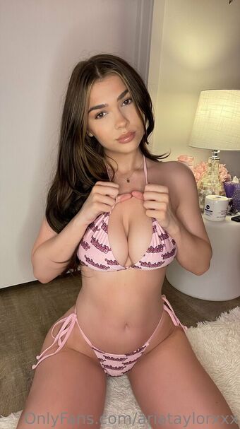 Aria Taylor