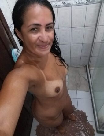 Arrependeu Fotografii Nud Scurse OnlyFans 1