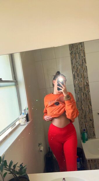 arsonrylucia Fotografii Nud Scurse OnlyFans 24