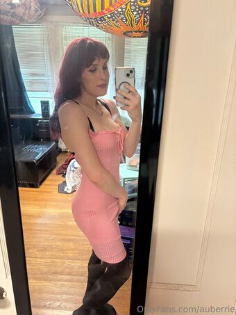 auberrie Fotografii Nud Scurse OnlyFans 4