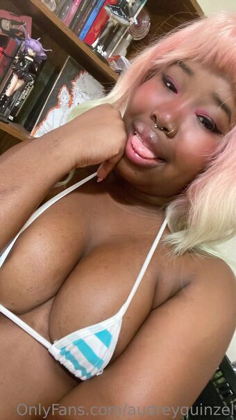 Audreyquinzel Fotografii Nud Scurse OnlyFans 29