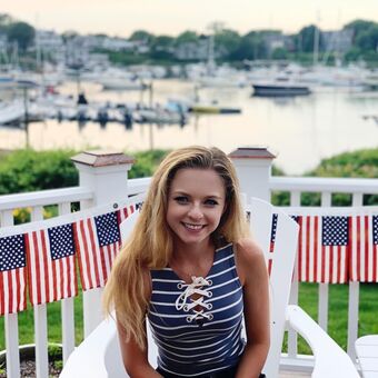Aurora Straus