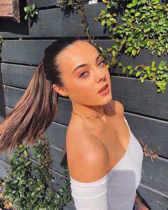 Ava Allan