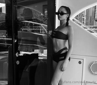 Ava Jayde Fotografii Nud Scurse OnlyFans 8