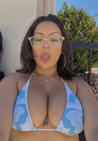 axhcaxh