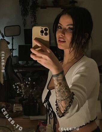 Ayliner Fotografii Nud Scurse OnlyFans 43