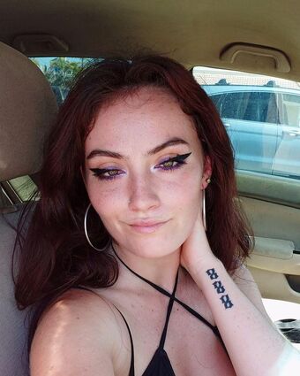 Aziixaa Fotografii Nud Scurse OnlyFans 27