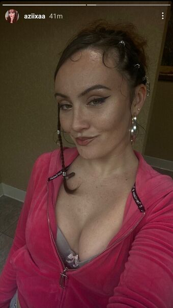 Aziixaa Fotografii Nud Scurse OnlyFans 30