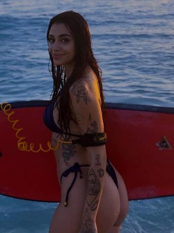 AZZY Fotografii Nud Scurse OnlyFans 87