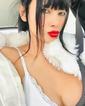 Bai Ling