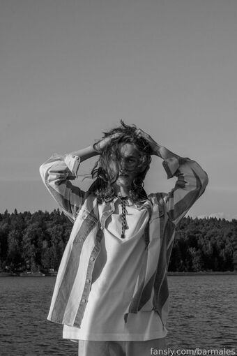 barmales Fotografii Nud Scurse OnlyFans 33