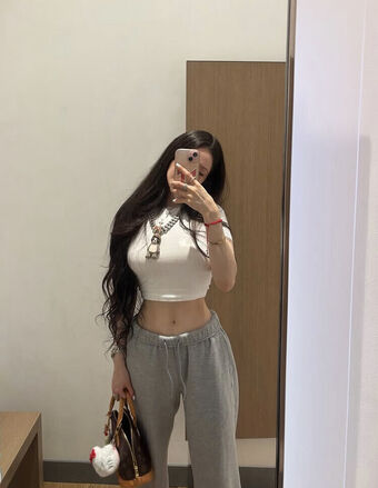 Bbyedith Fotografii Nud Scurse OnlyFans 76
