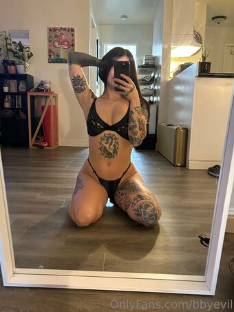 bbyevil Fotografii Nud Scurse OnlyFans 7