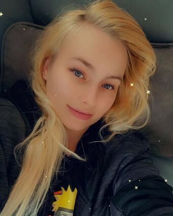 Beeby Weeb Fotografii Nud Scurse OnlyFans 11