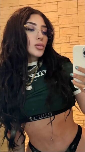 Bellakath Fotografii Nud Scurse OnlyFans 21